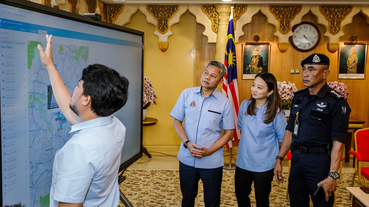 Hannah Yeoh, Smart CCTV, Kuala Lumpur (Pic: DBKL)