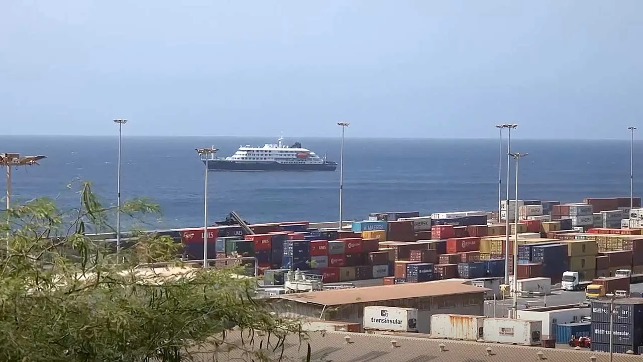 Hantavirus-hit cruise ship evacuates 3 passengers, expected to head next to Spain