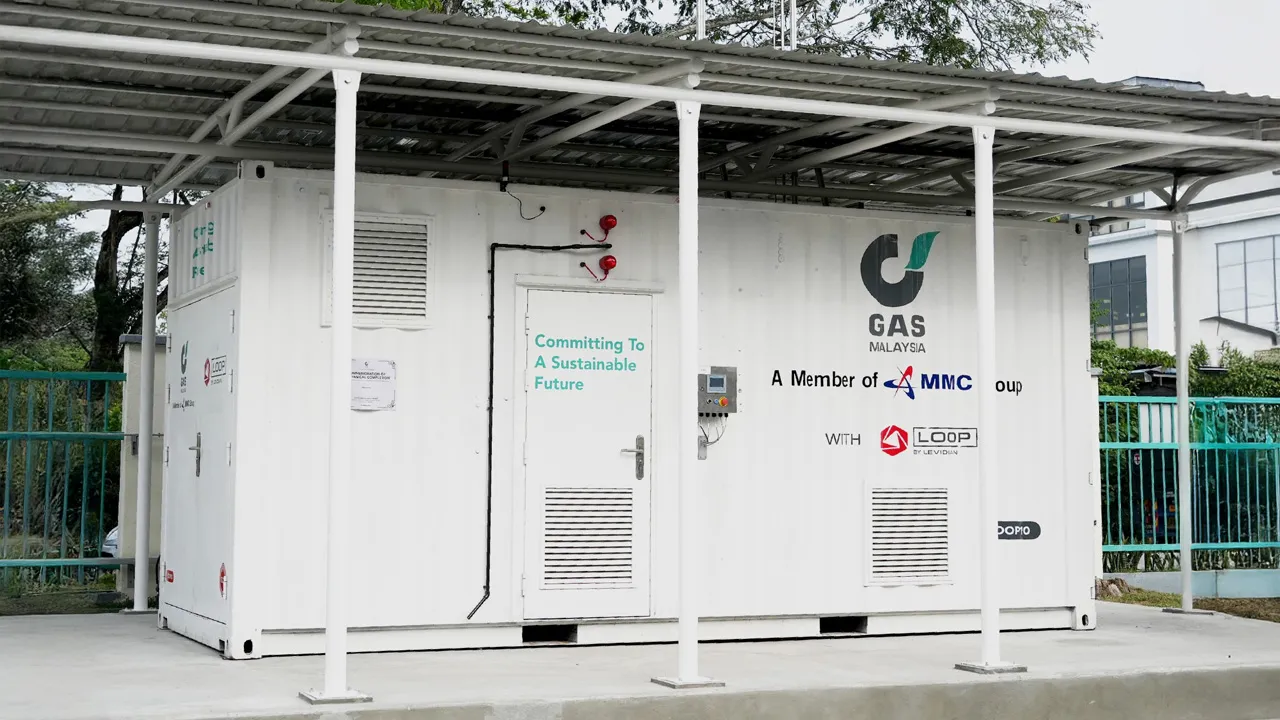  Gas Malaysia’s LOOP system installed at its facility, marking Asia Pacific’s first deployment of graphene-producing, carbon-capturing technology. Credit: Gas Malaysia.