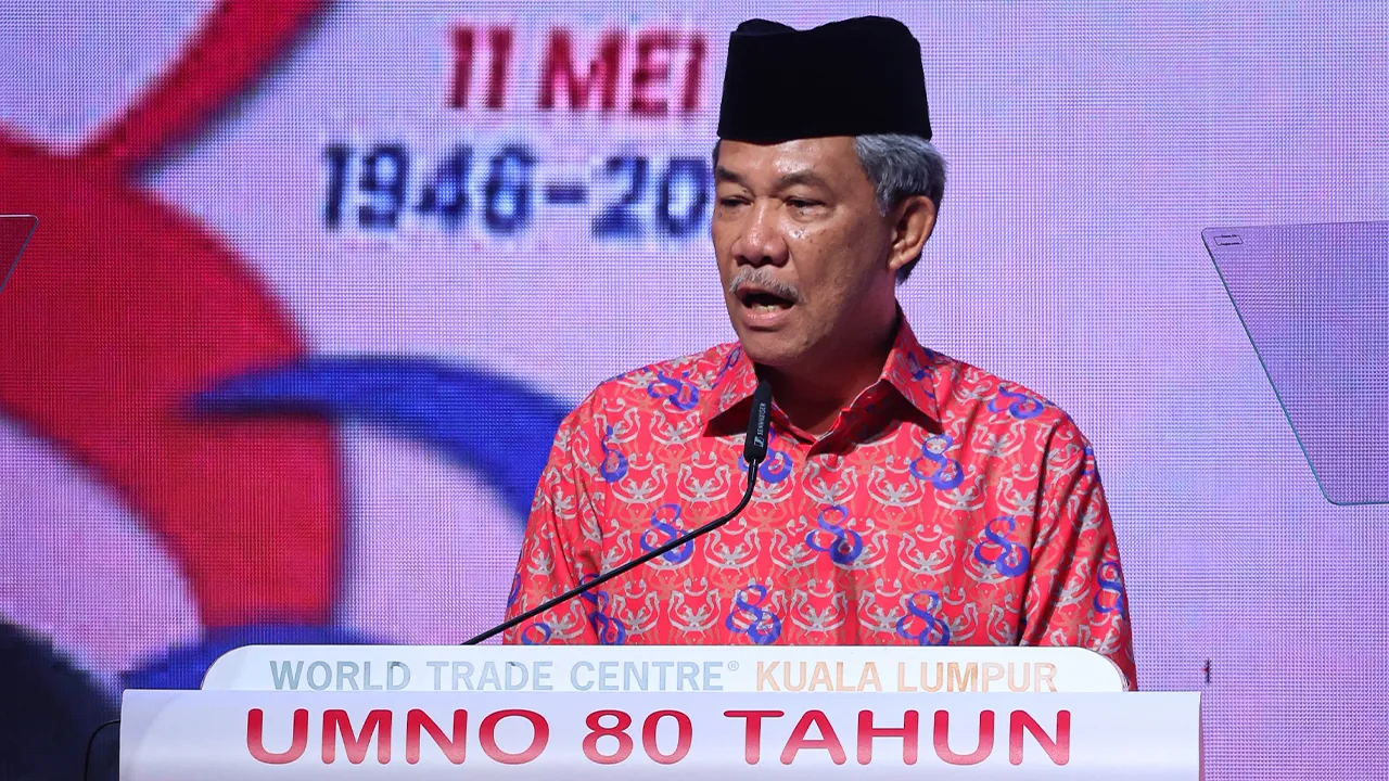 KUALA LUMPUR, 2 Mei -- Timbalan Presiden UMNO, Datuk Seri Mohamad Hasan menyampaikan ucapan pembukaan pada Konvensyen 80 Tahun UMNO di Pusat Dagangan Dunia Kuala Lumpur (WCTKL) hari ini.  --fotoBERNAMA (2026) HAK CIPTA TERPELIHARA
