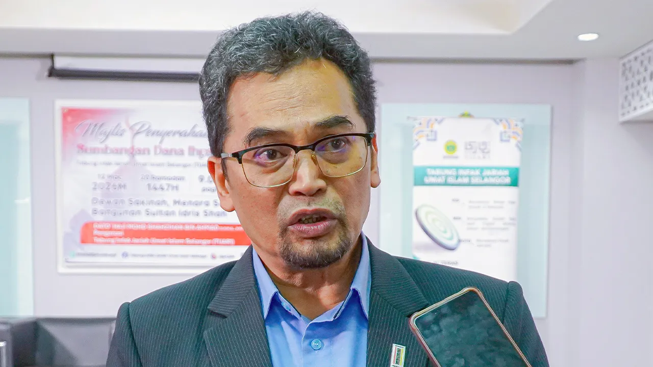 SHAH ALAM, 12 Mac -- Pengarah Jabatan Agama Islam Negeri Selangor Datuk Mohd Shahzihan Ahmad ketika bertemu pengamal media selepas Penyerahan Dana Sumbangan Ihya’ Ramadan Tabung Infak Jariah Umat Islam Selangor (Tijari) Kepada Masjid dan Surau Negeri Selangor di Bangunan Sultan Idris Shah hari ini.  -- fotoBERNAMA (2026) HAK CIPTA TERPELIHARA