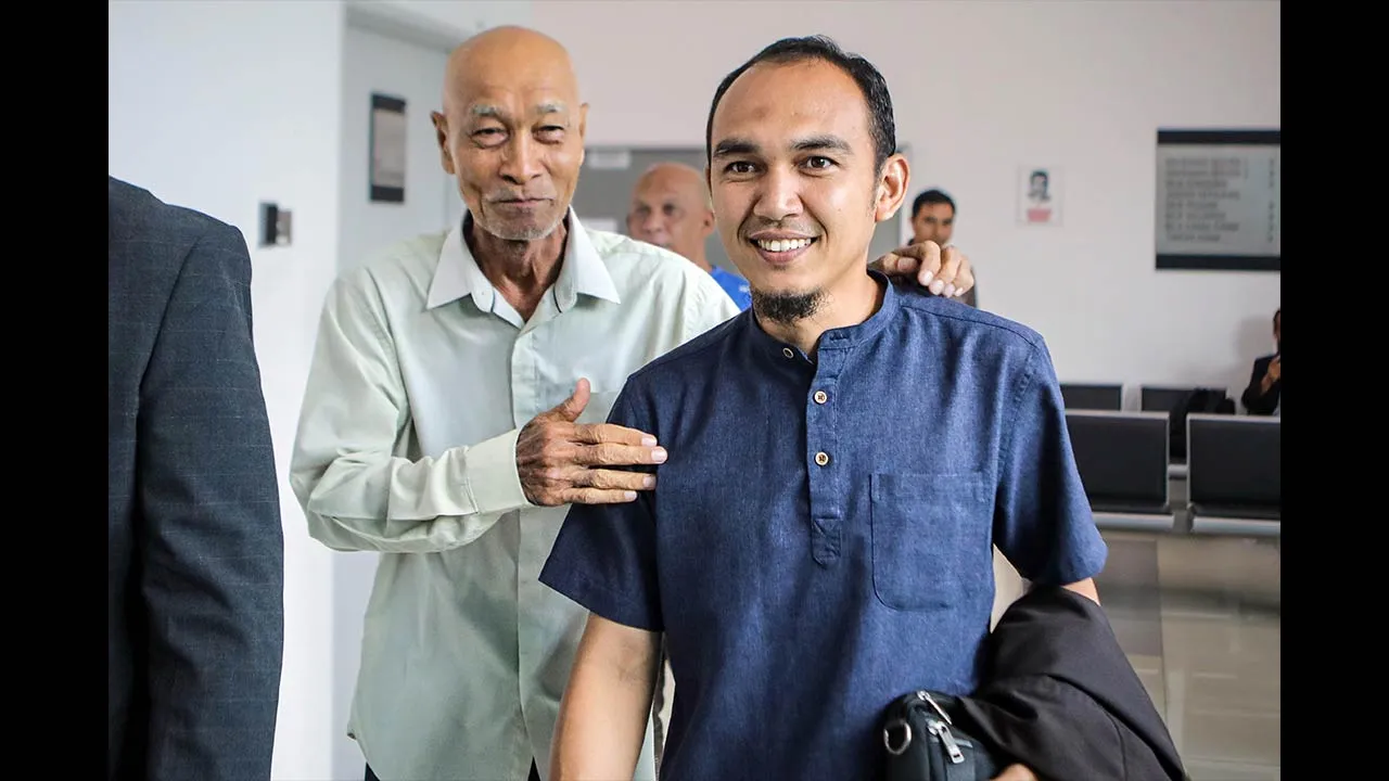 KANGAR, 19 Mei -- Mahkamah Sesyen di sini hari ini melepaskan dan membebaskan anak lelaki kepada bekas Menteri Besar Perlis Mohd Shukri Ramli daripada pertuduhan mengemukakan tuntutan palsu berjumlah RM19,505.10 pada Februari 2024.