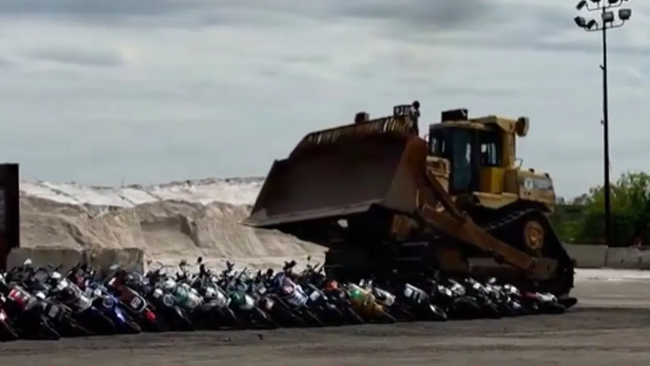 NYPD CRUSHES 200+ Illegal Mopeds as City Seizes Nearly 6,000  Mopeds are legal but thousands in NYC are unregistered, uninsured, and unlicensed.