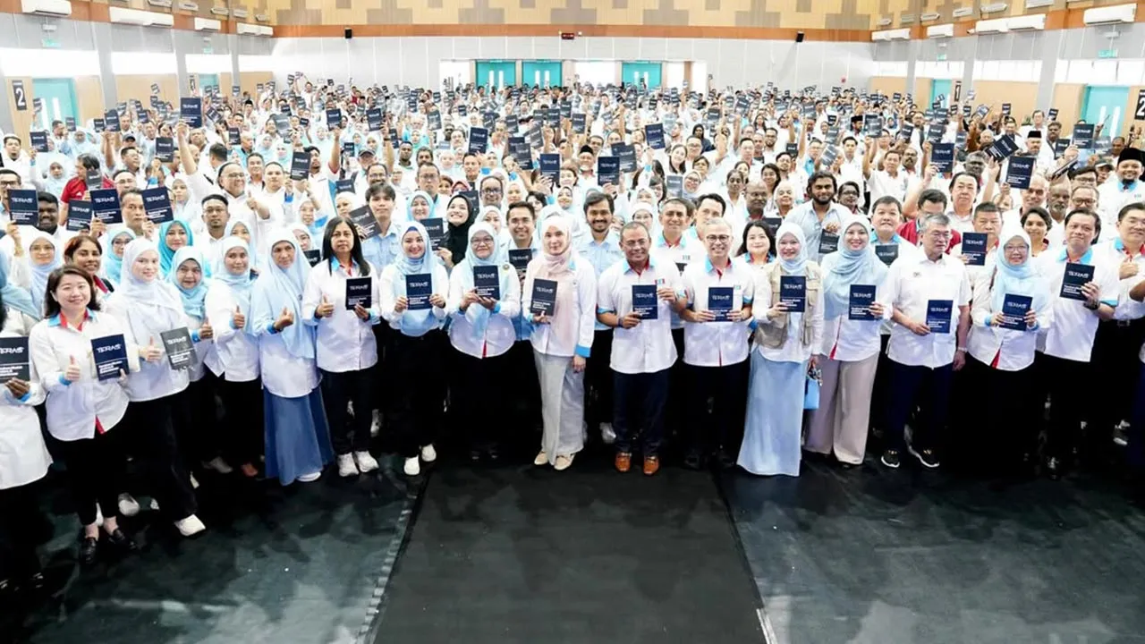 Nurul Izzah, PKR. Instagram Amirudin Shari