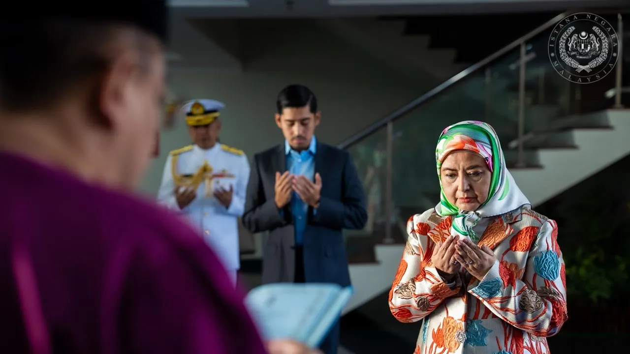 KDYMM SPB Raja Permaisuri Agong Raja Zarith Sofiah berkenan berangkat ke Turkiye untuk lawatan khas pada hari ini (23 Mei). -- FB Sultan Ibrahim Sultan Iskandar