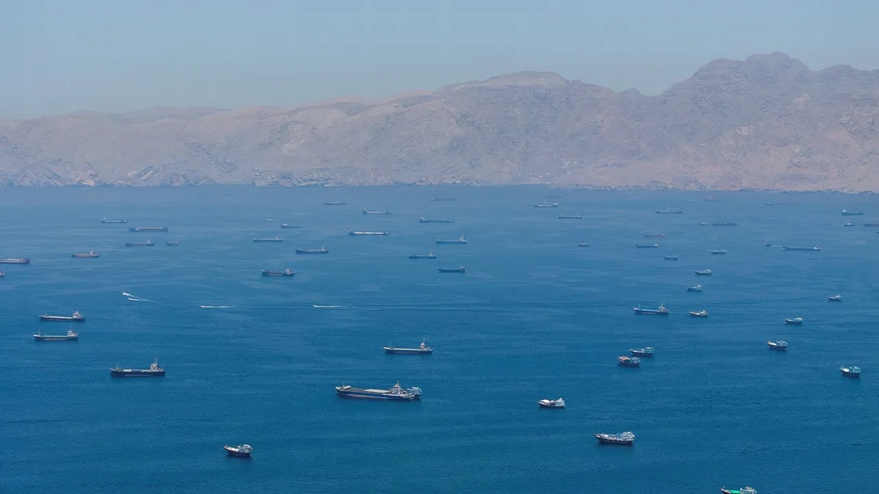 A drone view shows vessels anchored at the Strait of Hormuz, as seen from Musandam, Oman, May 25, 2026. REUTERS/Stringer TPX IMAGES OF THE DAY REFILE - CORRECTING INFORMATION FROM "VESSELS SAILING THROUGH THE STRAIT OF HORMUZ" TO "VESSELS ANCHORED AT THE STRAIT OF HORMUZ".