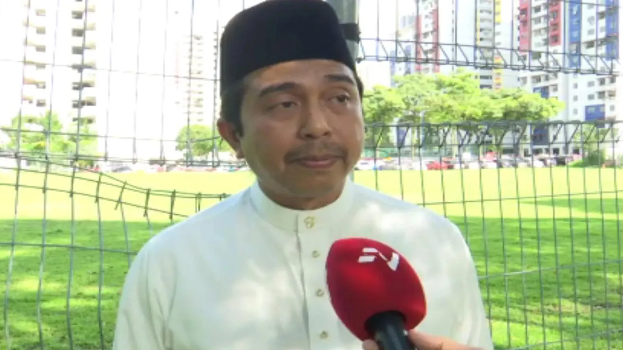 Presiden Persatuan Bolasepak Kuala Lumpur (KLFA), Syed Yazid Syed Omar, mempertahankan idea yang dianggapnya berunsur positif supaya jawatan presiden kehormat Persatuan Bolasepak Malaysia (FAM) dimansuhkan.