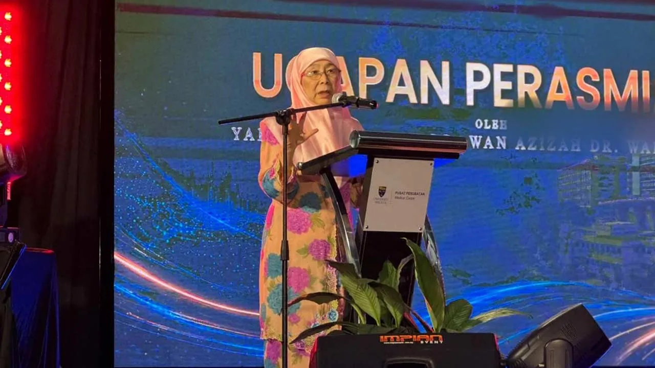 Wan Azizah, AI, sektor kesihatan, PPUM