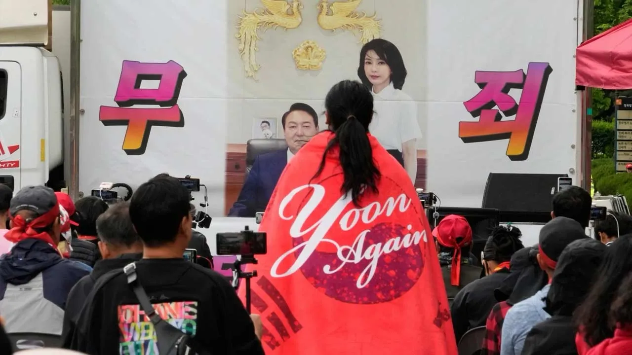 kimkeonhee, AP
