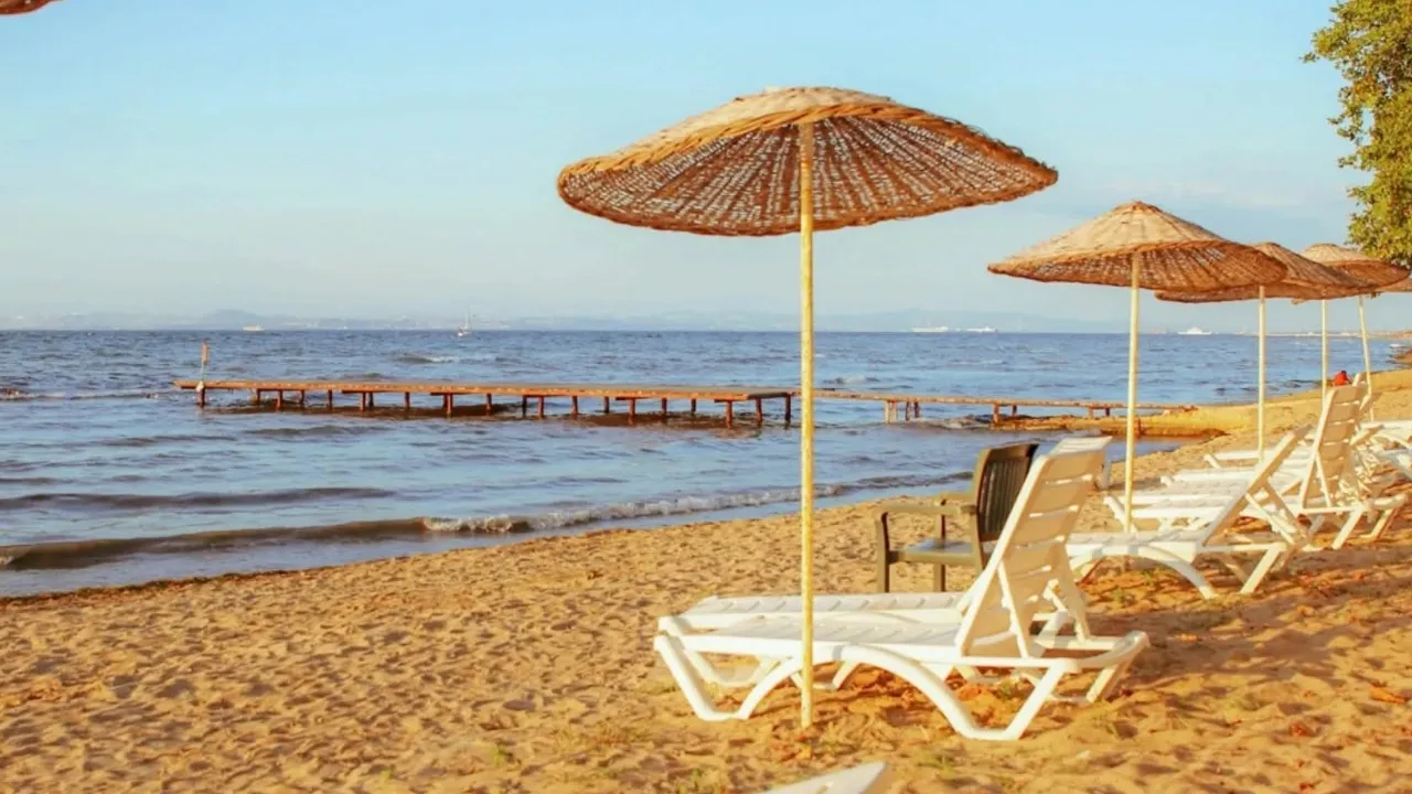 Dubai opens women-only beach as part of £610m coastline project