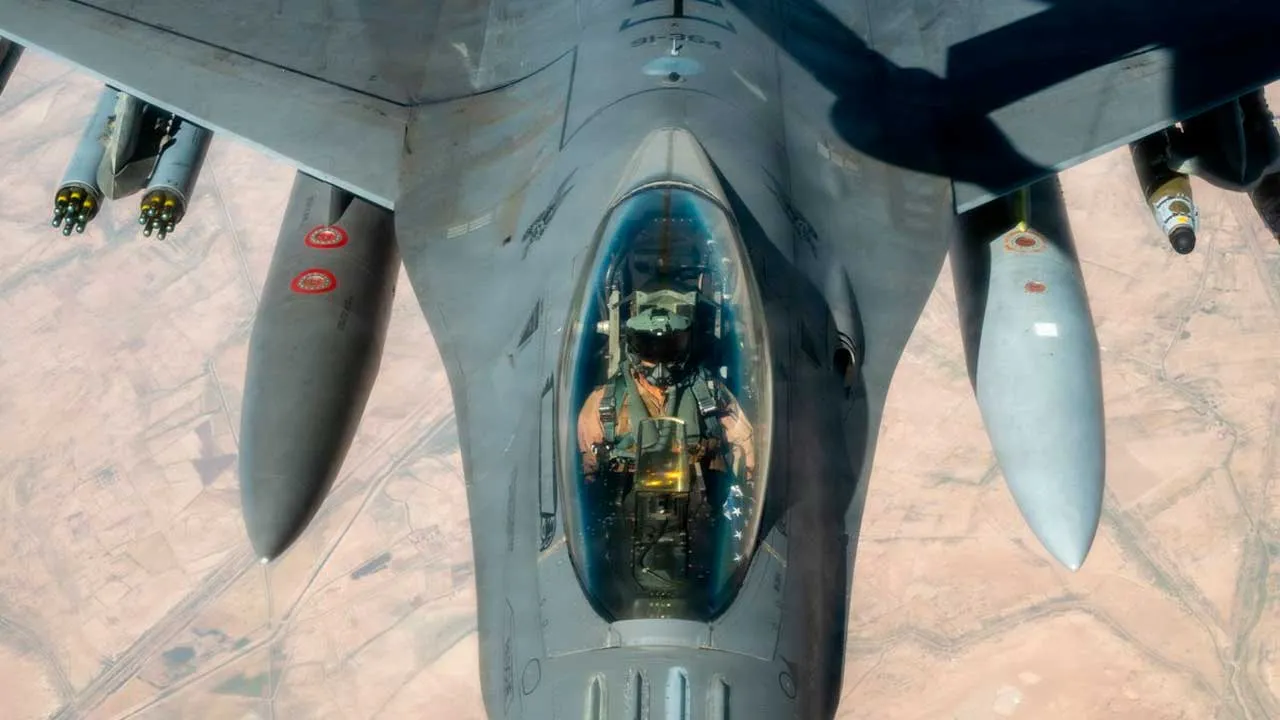 [TB]_F-16 fighter jets_X@CENTCOM