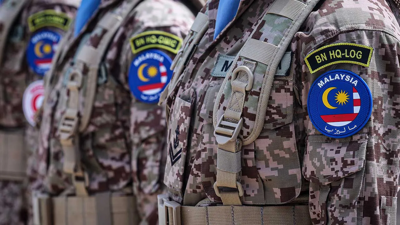 SUBANG, 6 Nov -- Anggota Malaysian Battalion (MALBATT) bersiap sedia pada majlis penghantaran Kumpulan Pertama Malaysian Battalion (MALBATT) 850-12 ke Lubnan di Pengkalan Udara Subang, hari ini.  --fotoBERNAMA (2024) HAK CIPTA TERPELIHARA