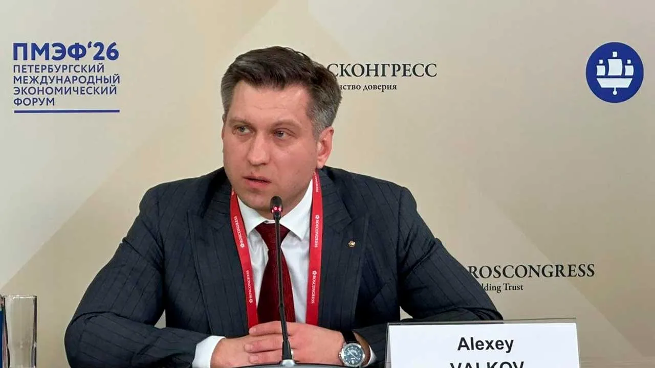 Pengarah SPIEF merangkap Timbalan Pengarah Yayasan Roscongress, Alexey Valkov. - Astro AWANI
