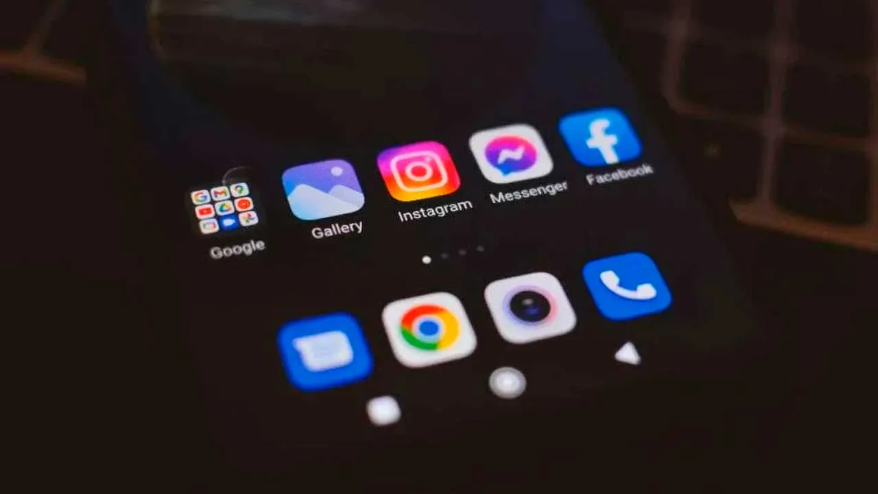 [TB]_Pengesahan umur media sosial_SINAR