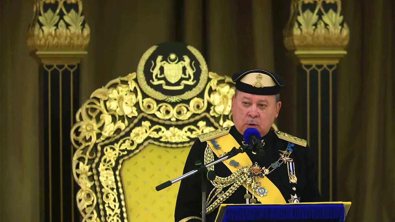 KUALA LUMPUR, 1 Jun -- Yang di-Pertuan Agong Sultan Ibrahim berkenan menyampaikan Titah Diraja pada Istiadat Menghadap dan Pengurniaan Darjah Kebesaran, Bintang dan Pingat Persekutuan 2026 sempena Hari Keputeraan Rasmi Seri Paduka Baginda di Istana Negara hari ini.  -- fotoBERNAMA (2026) HAK CIPTA TERPELIHARA