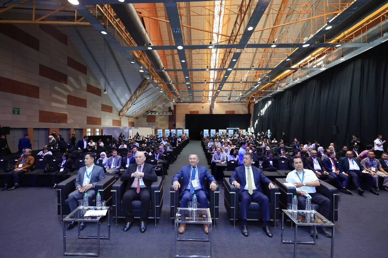 FORUM AEROANGKASA SELANGOR_TB