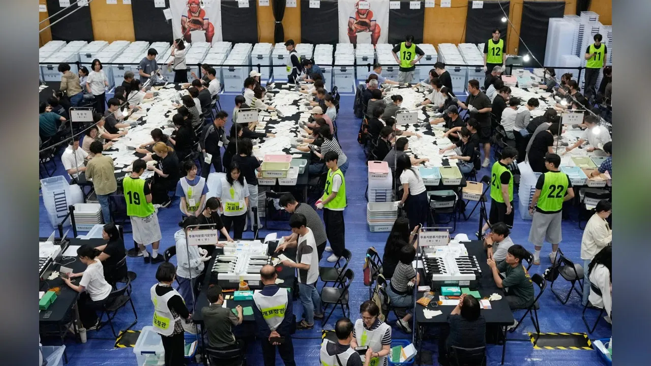 undi, korea selatan. AP
