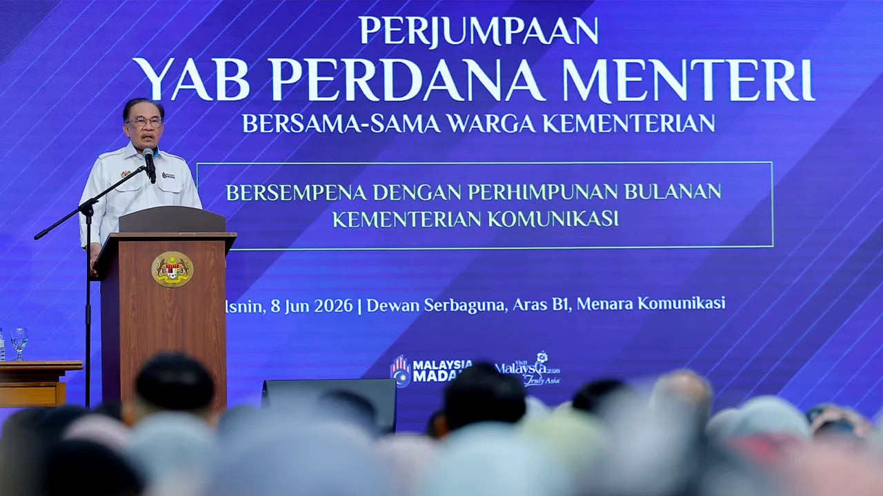 PUTRAJAYA, 8 Jun -- Perdana Menteri Datuk Seri Anwar Ibrahim berucap pada Perhimpunan Bulanan Kementerian Komunikasi hari ini.  --fotoBERNAMA (2026) HAK CIPTA TERPELIHARA