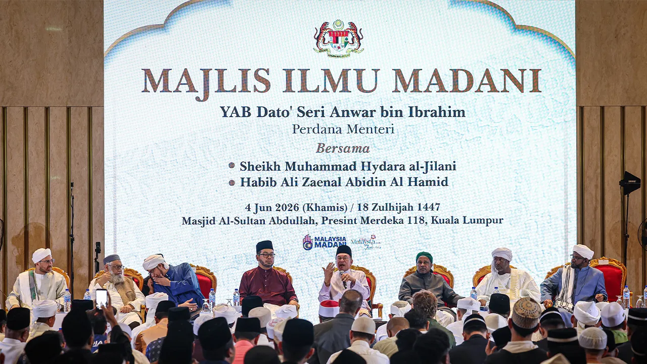KUALA LUMPUR, 4 Jun -- Perdana Menteri Datuk Seri Anwar Ibrahim berucap pada Majlis Ilmu MADANI bersama Perdana Menteri di Masjid Al-Sultan Abdullah hari ini.  --fotoBERNAMA (2026) HAK CIPTA TERPELIHARA