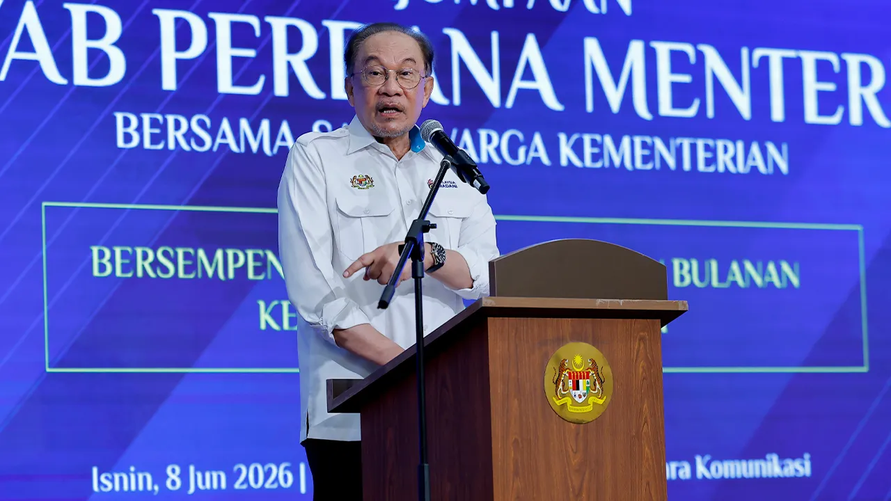 PUTRAJAYA, 8 Jun -- Perdana Menteri Datuk Seri Anwar Ibrahim berucap pada Perhimpunan Bulanan Kementerian Komunikasi hari ini.  --fotoBERNAMA (2026) HAK CIPTA TERPELIHARA