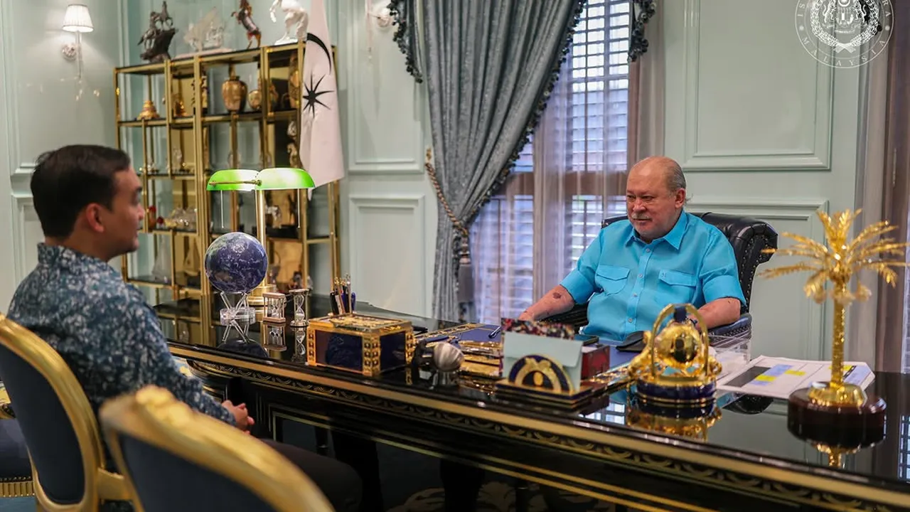 URUSAN KERAJAAN SEMENTARA TETAP BERLANGSUNG MENJELANG PILIHAN RAYA  Setelah Dewan Negeri Johor dibubarkan, pentadbiran negeri akan beroperasi pada tahap yang minima sementara pilihan raya diadakan._IG officialsultanibrahim