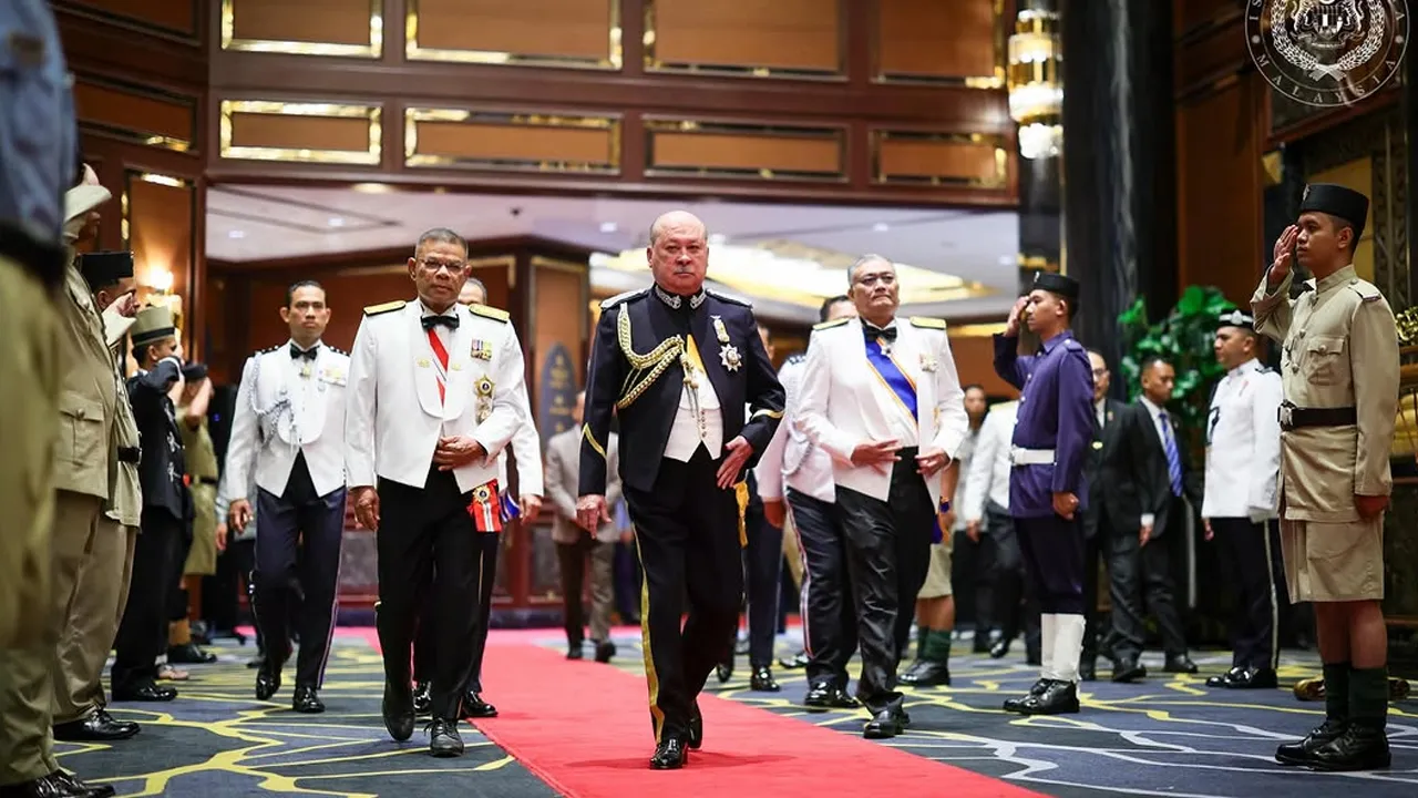 YANG DI-PERTUAN AGONG BERANGKAT MAJLIS SANTAPAN DIRAJA SEMPENA PERINGATAN HARI POLIS KE-219 TAHUN 2026_IG officialsultanibrahim