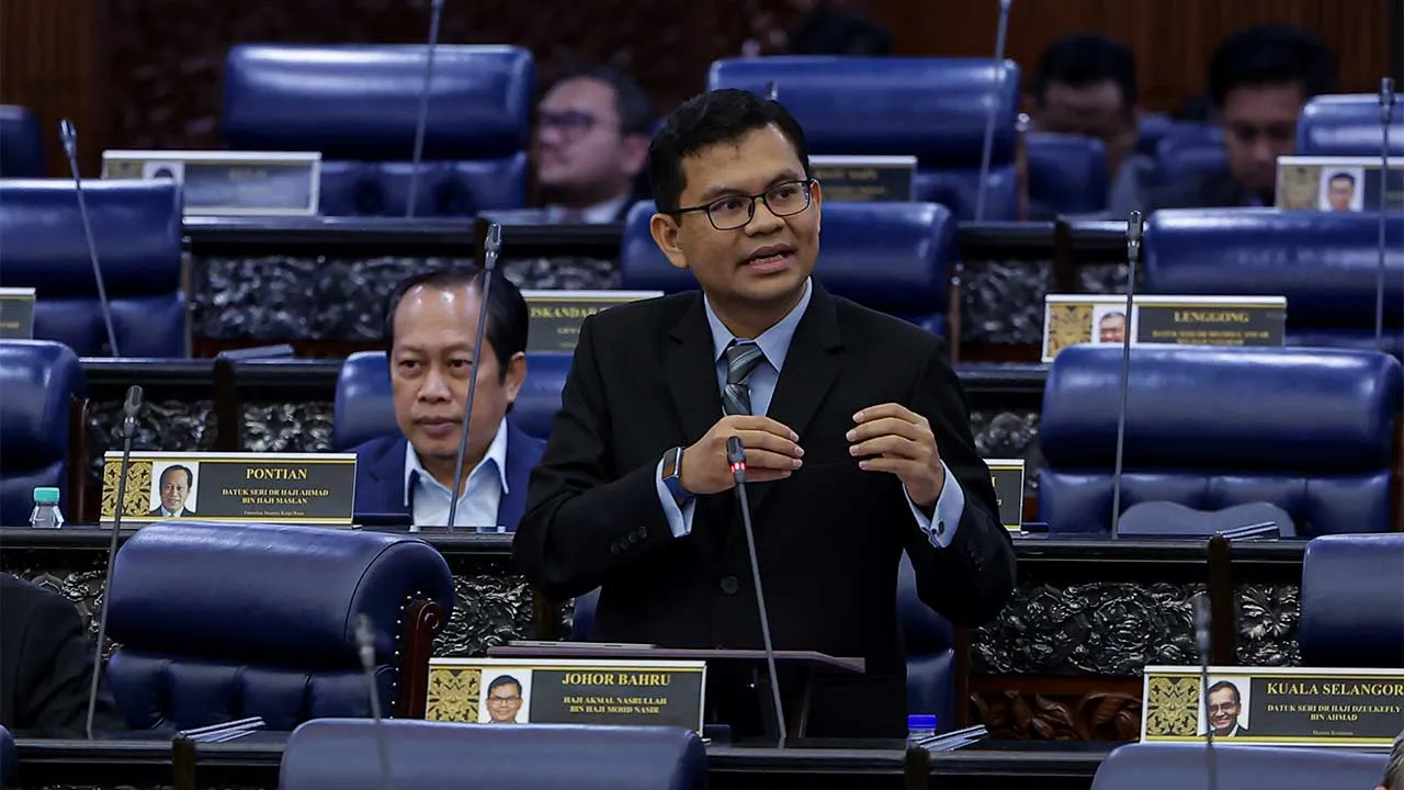 KUALA LUMPUR, 22 Jun — Menteri Ekonomi Akmal Nasrullah Mohd Nasir ketika sesi Pertanyaan-Pertanyaan Bagi Jawab Lisan pada Mesyuarat Kedua, Penggal Kelima, Parlimen Ke-15 Dewan Rakyat di Bangunan Parlimen hari ini.  -- fotoBERNAMA (2026) HAK CIPTA TERPELIHARA