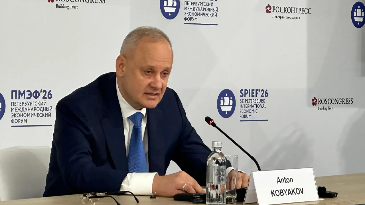 Penasihat Presiden Rusia dan Setiausaha Eksekutif Jawatankuasa Penganjur SPIEF, Anton Kobyakov ketika berucap pada SPIEF 2026 di St Petersbrugm Rusia. Foto Astro AWANI