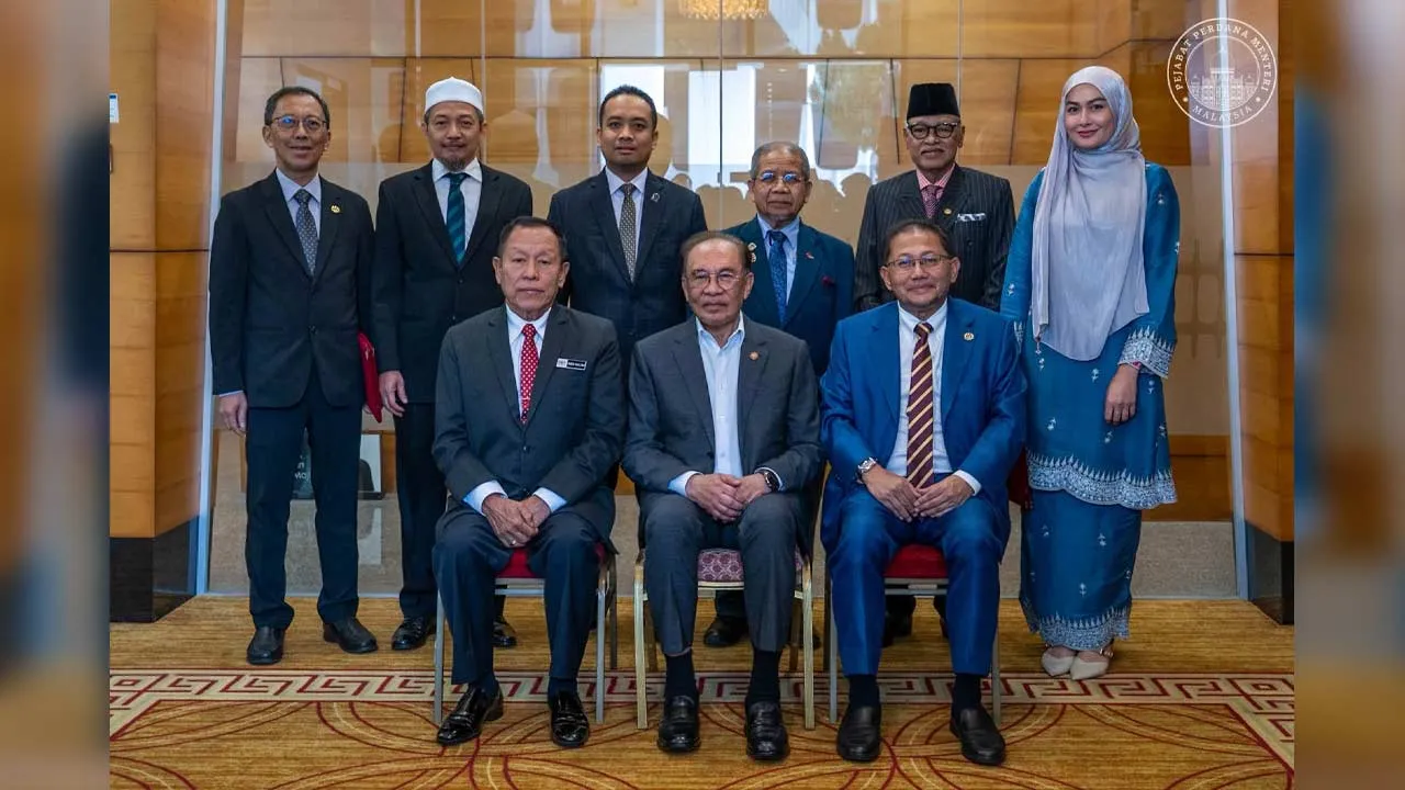 Anwar Ibrahim﻿