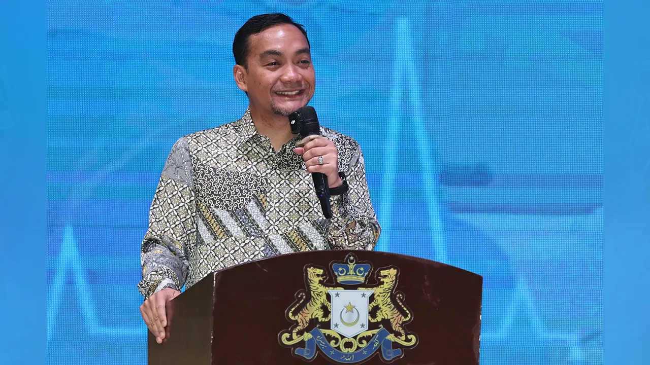 ISKANDAR PUTERI, 4 Jun -- Menteri Besar Datuk Onn Hafiz Ghazi berucap pada Sambutan Hari Jururawat Peringkat Negeri Johor di Sunway Hotel Big Box hari ini.  -- fotoBERNAMA (2026) HAK CIPTA TERPELIHARA
