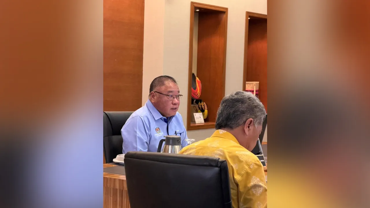 Saya ingin mendedahkan bahawa siasatan awal menunjukkan kemalangan bas persiaran yang berlaku di laluan Genting Highlands pada 30 Mei kemungkinan berpunca daripada kegagalan sistem brek kenderaan. Namun begitu, punca sebenar masih menunggu pengesahan dan penelitian lanjut daripada unit teknikal yang berkenaan. 