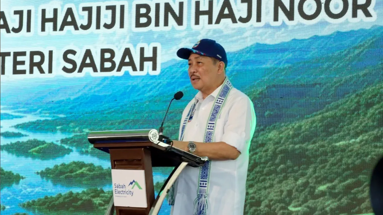 Alhamdulillah, hari ini saya bersama YAB Datuk Seri Panglima Anwar Ibrahim, Perdana Menteri Malaysia menyaksikan pelancaran Projek Sabah Southern MADANI Link di Sipitang.  Ini adalah sebuah projek strategik yang akan memperkukuhkan sistem penghantaran elektrik negeri dan menjadi pemangkin kepada pembangunan Sabah pada masa hadapan.