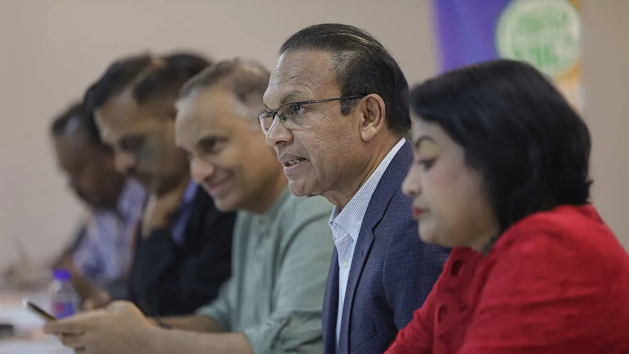 KUALA LUMPUR, 16 Jun -- Naib Presiden MIC Datuk T. Murugiah bercakap ketika sidang media mengenai Sambutan Ulang Tahun MIC ke-80 di Ibu Pejabat MIC hari ini.  -- fotoBERNAMA (2026) HAK CIPTA TERPELIHARA