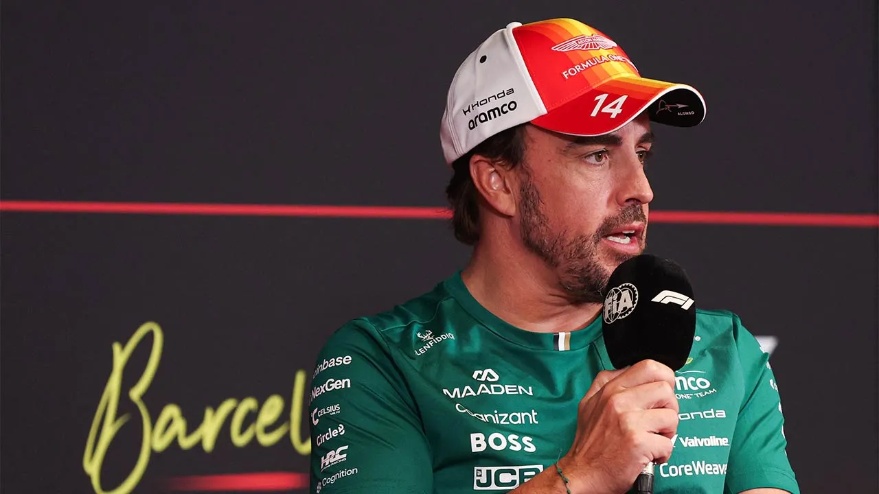 Formula One F1 - Barcelona-Catalunya Grand Prix - Circuit de Barcelona-Catalunya, Barcelona, Spain - June 11, 2026 Aston Martin's Fernando Alonso during the press conference REUTERS/Bruna Casas