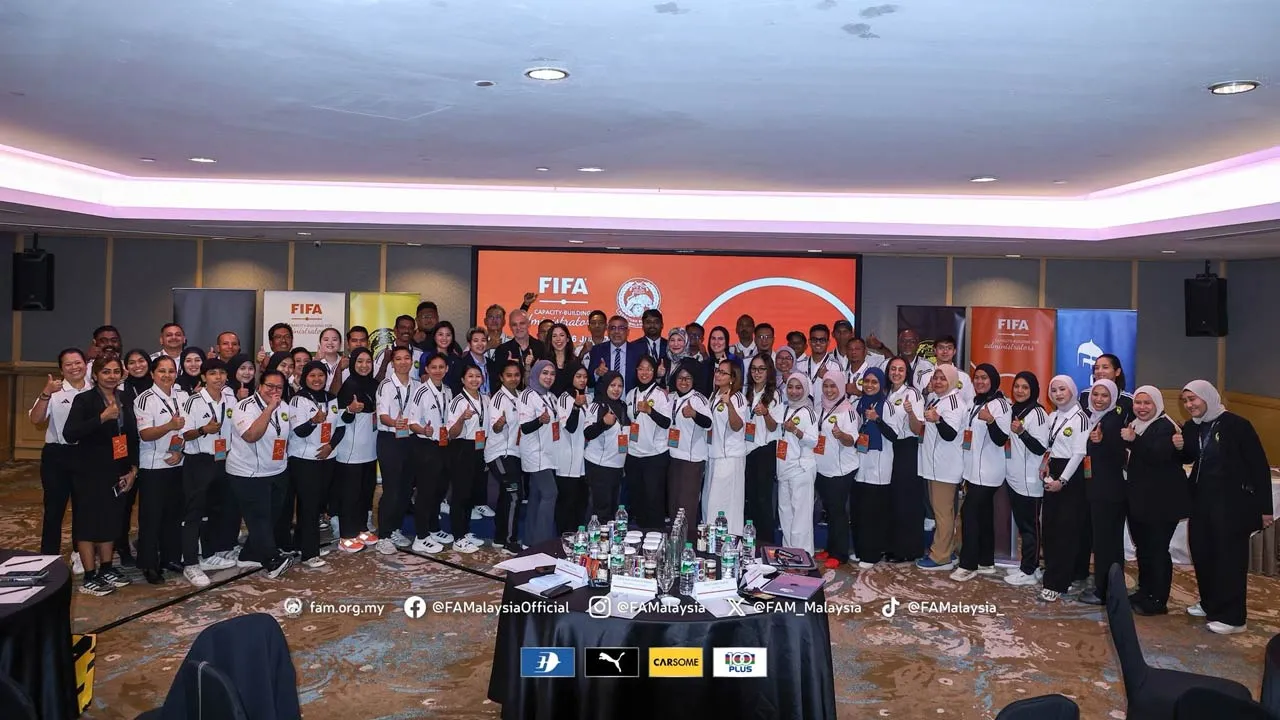 https://www.facebook.com/photo?fbid=1722218802184682&set=pcb.1722219955517900
