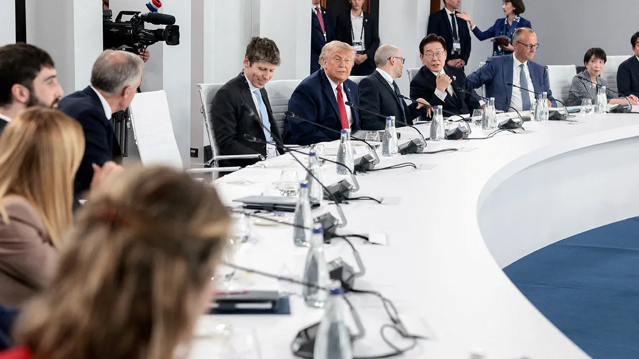 U.S. President Donald Trump, OpenAI CEO Sam Altman, Google DeepMind CEO Demis Hassabis, South Korea's President Lee Jae Myung, Germany's Chancellor Friedrich Merz and Japan's Prime Minister Sanae Takaichi attend a working lunch with G7 leaders, G7 outreach partners and global tech CEOs on innovation and AI during the G7 Summit in Evian-les-Bains, France, June 17, 2026.REUTERS/Evelyn Hockstein REFILE - ADDING INFORMATION