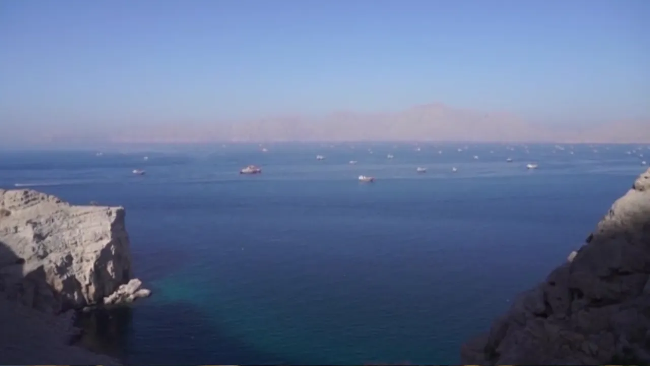 Iran announces full closure of Hormuz Strait_REUTERS