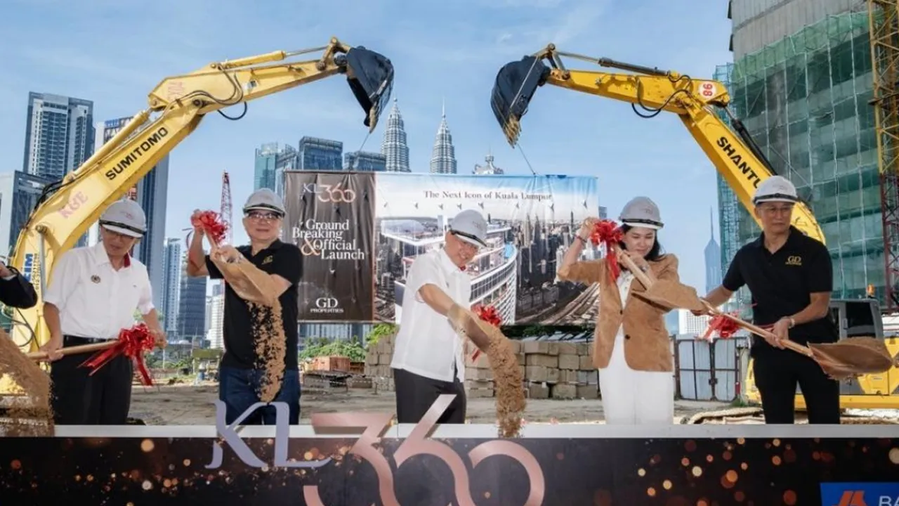 Menteri Perumahan dan Kerajaan Tempatan (KPKT) Nga Kor Ming (empat, kanan) melakukan gimik upacara pecah tanah şerta Pelancaran Rasmi Projek KL360.Turut sama, Timbalan Pengerusi Kumpulan GD Holdings Datuk Wong Seng Tong (tiga, kiri). --fotoBERNAMA (2026) HAK CIPTA TERPELIHARA