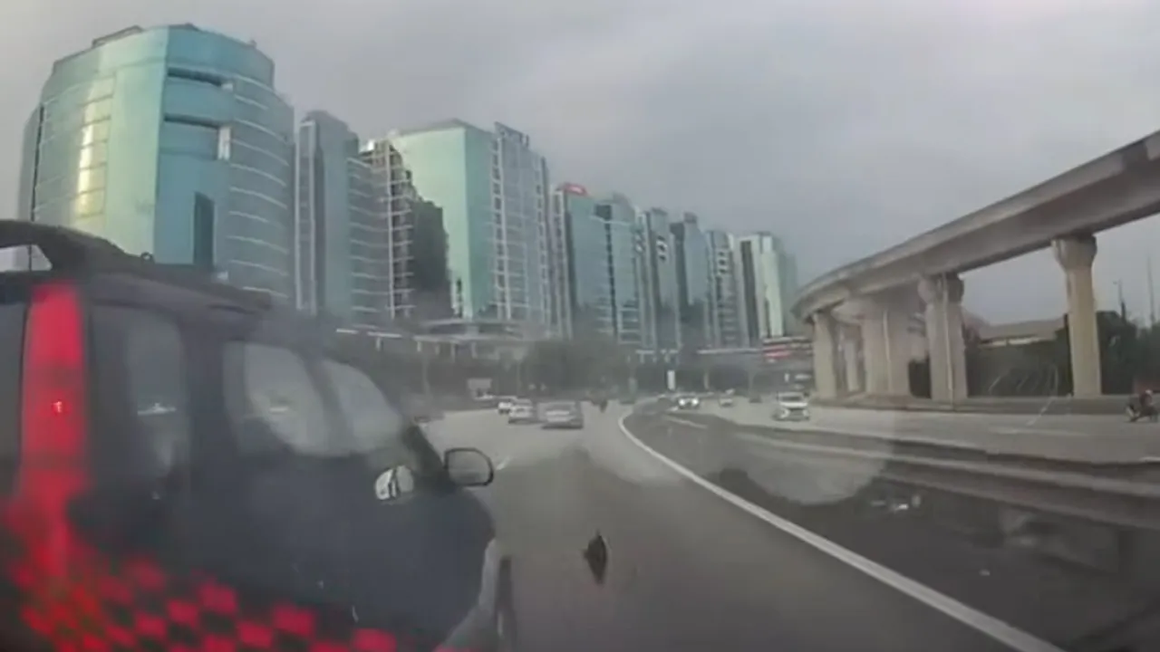 Kembara langgar tiga kenderaan
