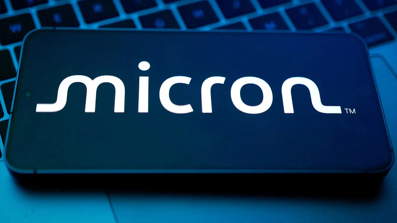 FILE PHOTO: A Micron logo appears in this illustration taken August 25, 2025. REUTERS/Dado Ruvic/Illustration/File Photo