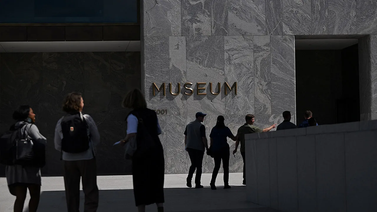 Members of the media and others make their way to the Obama Presidential Center Museum during a media preview day ahead of its June 19 opening to the public, in Chicago, Illinois, U.S. June 3, 2026. REUTERS/Joshua Lott