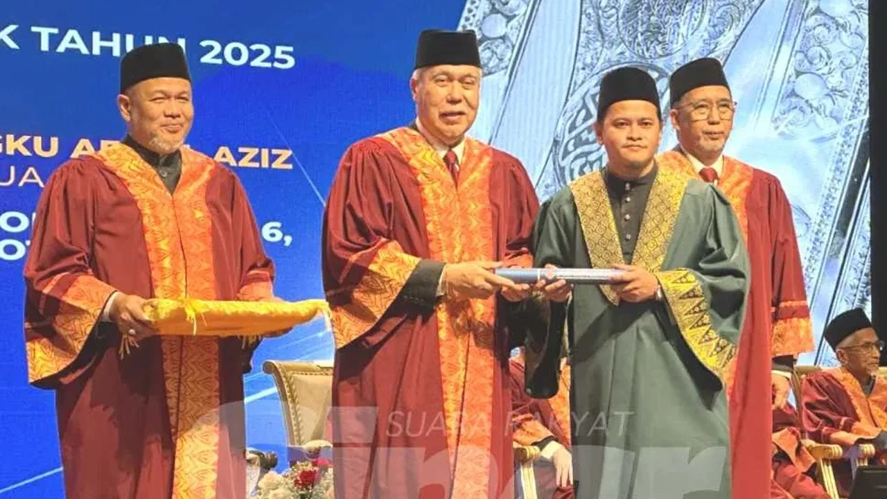 KOTA BHARU – Kelantan muncul antara negeri terawal melahirkan pengurus masjid bertauliah menerusi Program Sijil Kemahiran Malaysia (SKM) yang diiktiraf Jabatan Pembangunan Kemahiran (JPK) dalam usaha memperkasa tadbir urus, pengurusan kewangan dan profesionalisme institusi masjid.
