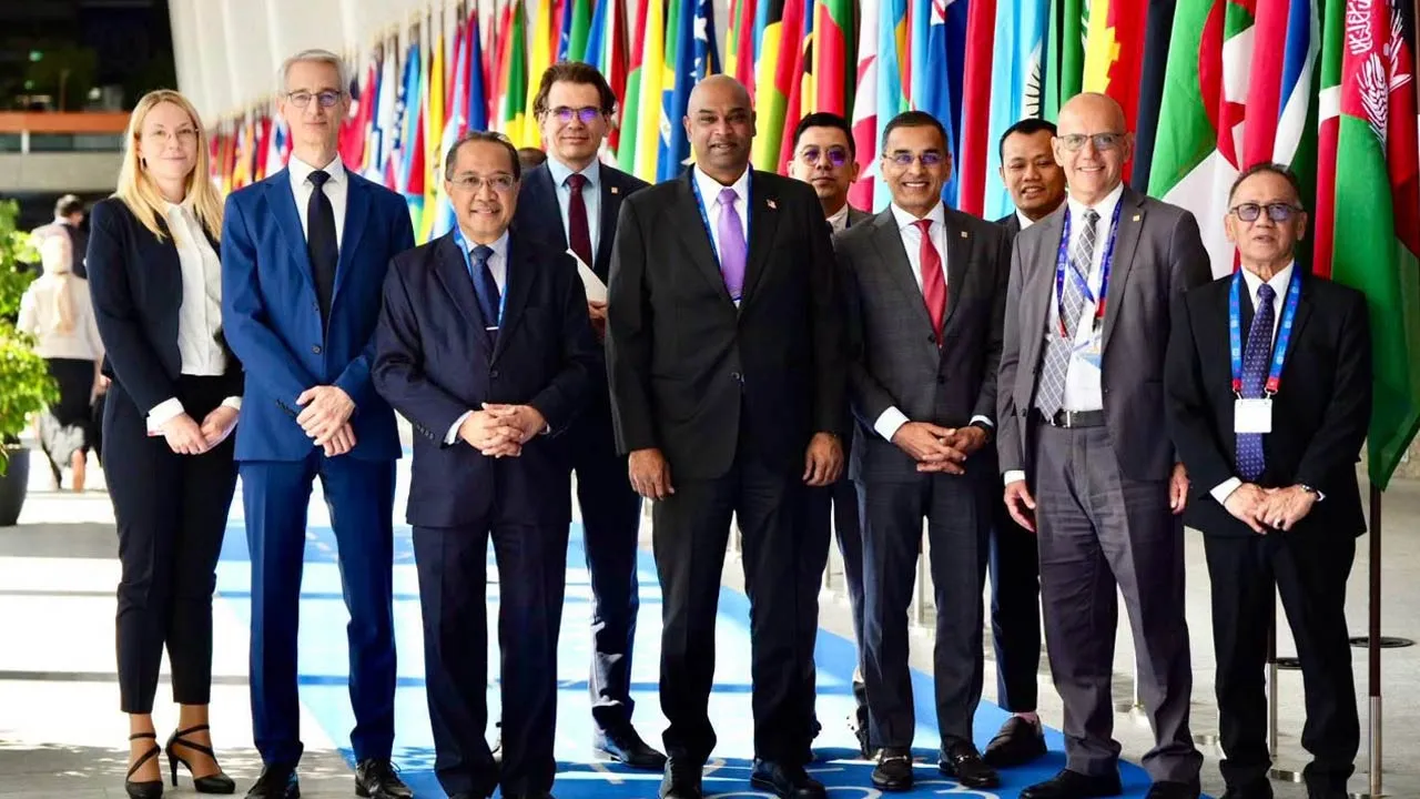https://www.facebook.com/photo?fbid=122271207740166941&set=pcb.122271202022166941