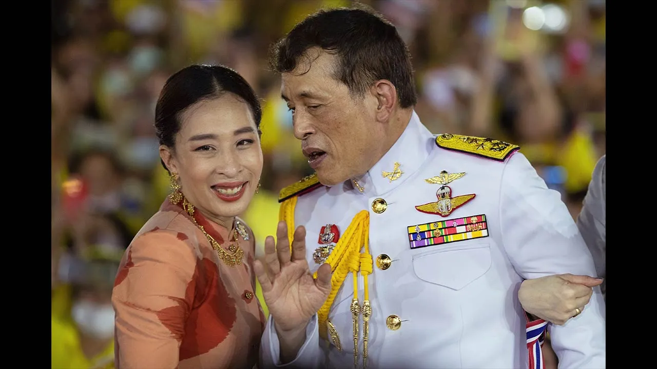 FILE - Thai King Maha Vajiralongkorn gestures as he speaks with Princess Bajrakitiyabha Mahidol while meeting supporters in Bangkok, Thailand, Nov. 1, 2020. (AP Photo/Wason Wanichakorn, File)