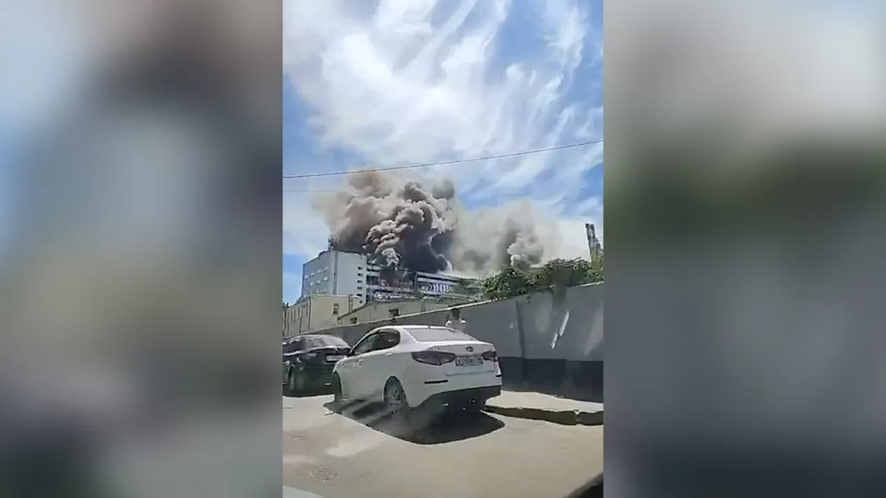 Smoke billows from a production plant following a Ukrainian attack, according the local governor, in the course of Russia-Ukraine conflict, in Voronzeh, Russia June 22, 2026 in this screen grab obtained from a social media video. Social Media/via REUTERS THIS IMAGE HAS BEEN SUPPLIED BY A THIRD PARTY. NO RESALES. NO ARCHIVES. VERIFICATION Buildings, walls and trees matched archive and satellite imagery Date verified by regional governor Telegram post which said production facilities at a Voronezh enterprise 