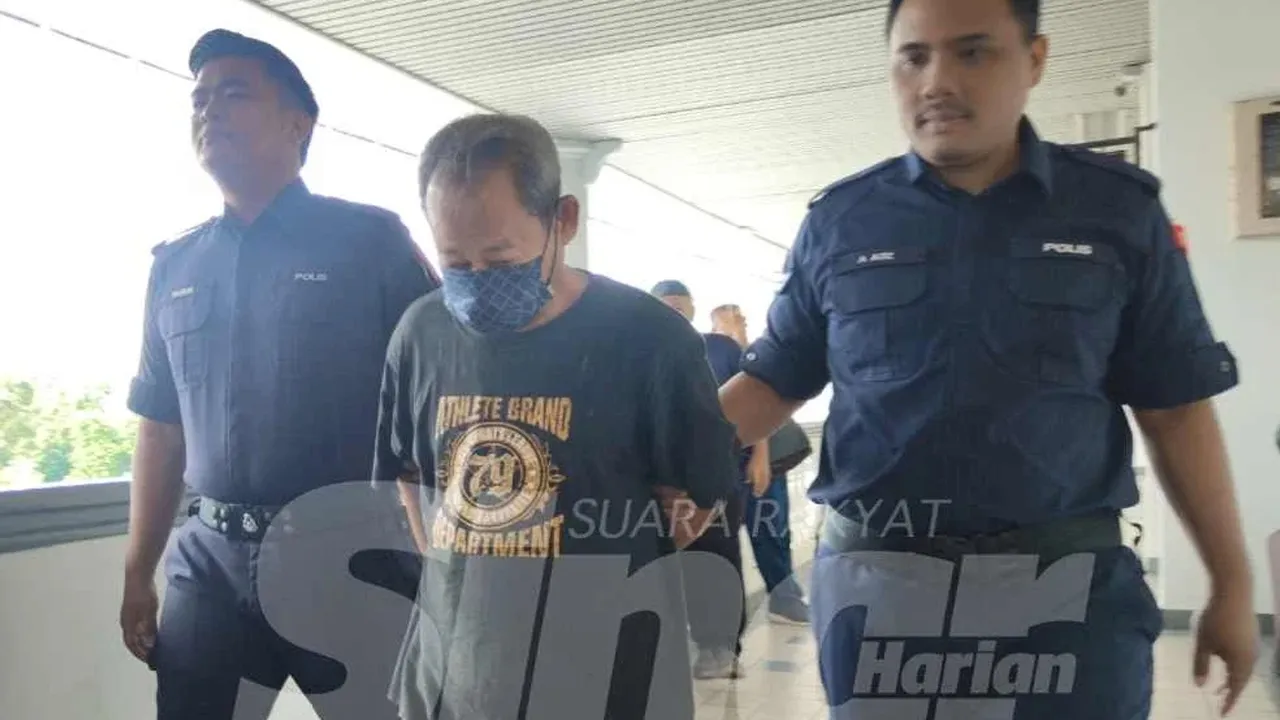 MELAKA - Seorang lelaki warga emas mengaku tidak bersalah di Mahkamah Sesyen Ayer Keroh di sini pada Selasa atas dua pertuduhan melakukan amang seksual fizikal terhadap dua kanak-kanak perempuan berusia 10 dan lapan tahun, bulan ini.  Tertuduh, Aziz Mohammad @ Teh Eng Guan, 73, membuat pengakuan itu selepas kedua-dua pertuduhan dibacakan di hadapan Hakim Raja Noor Adilla Raja Mahyaldin.