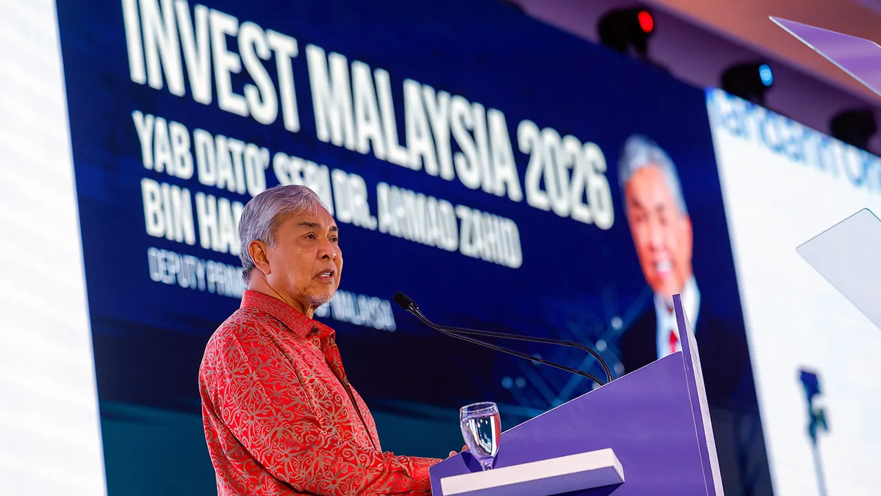 KUALA LUMPUR, June 9 -- Deputy Prime Minister Datuk Seri Dr Ahmad Zahid Hamidi delivers his keynote address during the Launch Of The My Value Up Guidebook at Invest Malaysia Kuala Lumpur Conference 2026 today.  --fotoBERNAMA