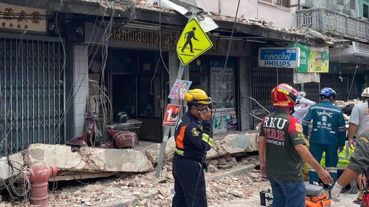 building Bangkok collapsed