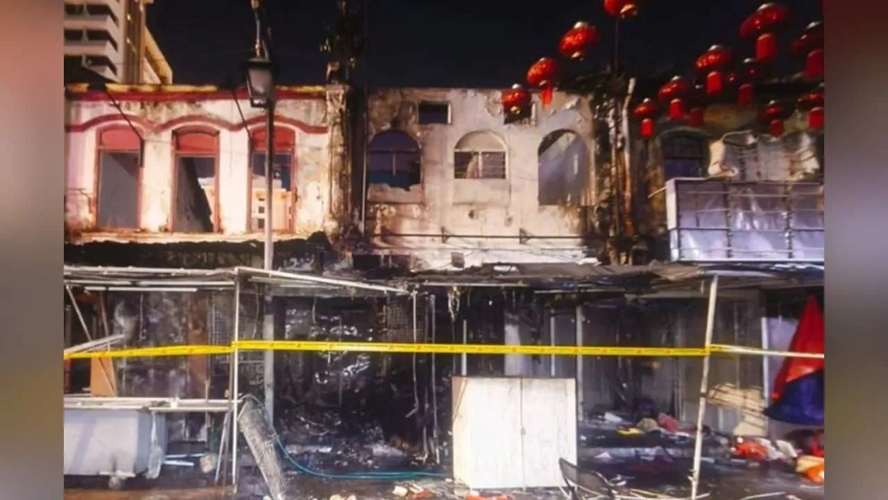 kiosk Petaling Street Market terbakar