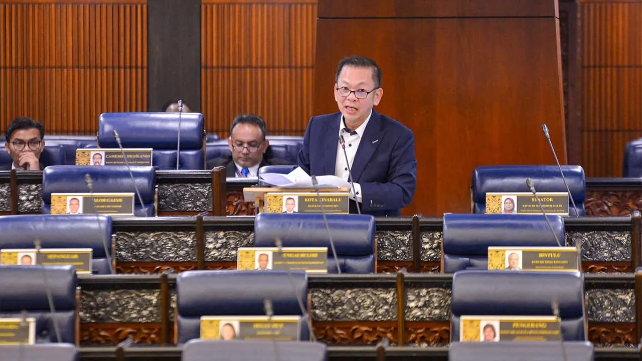 KUALA LUMPUR, 13 Julai -- Timbalan Menteri Pertanian dan Keterjaminan Makanan Datuk Chan Foong Hin ketika sesi Mesyuarat Kedua Penggal Kelima Majlis Parlimen ke-15 di Parlimen hari ini.  --fotoBERNAMA (2026) HAK CIPTA TERPELIHARA